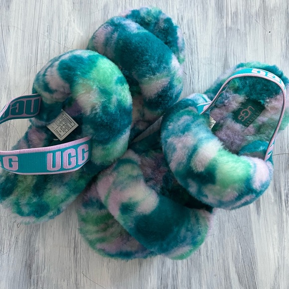 Ugg Fluff Yeah Sandals - Picture 1 of 3